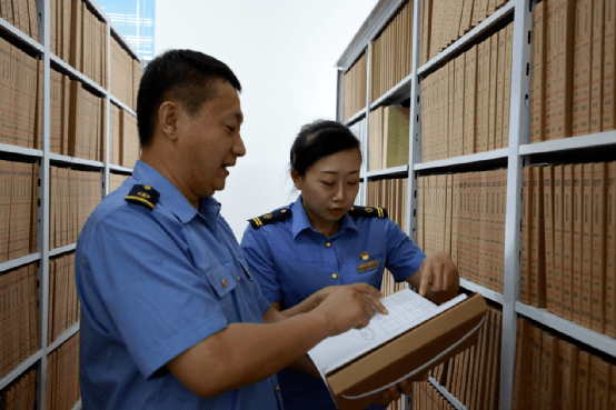 澳门和香港2025正版资料大全，警惕虚假宣传，富强解析落实